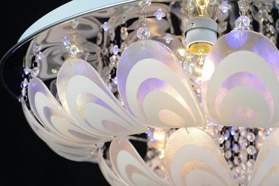 璀璨华章 探秘宏松灯饰三层叶片式圆形水晶灯