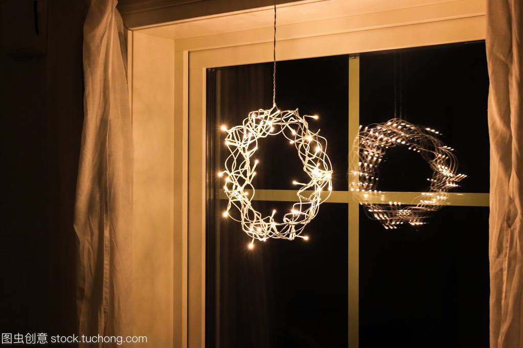 室内圣诞灯饰 点亮温馨与欢乐的节日氛围